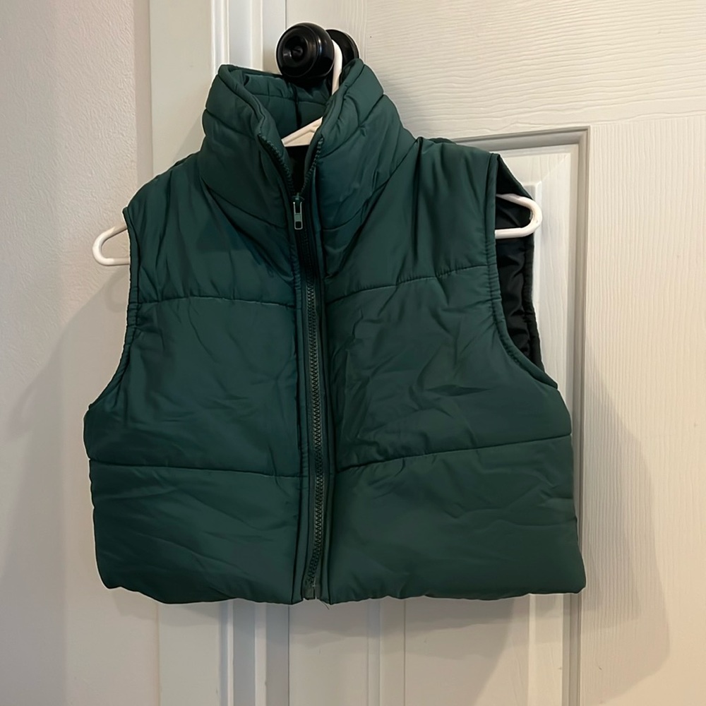 SHEIN cropped puffer vest